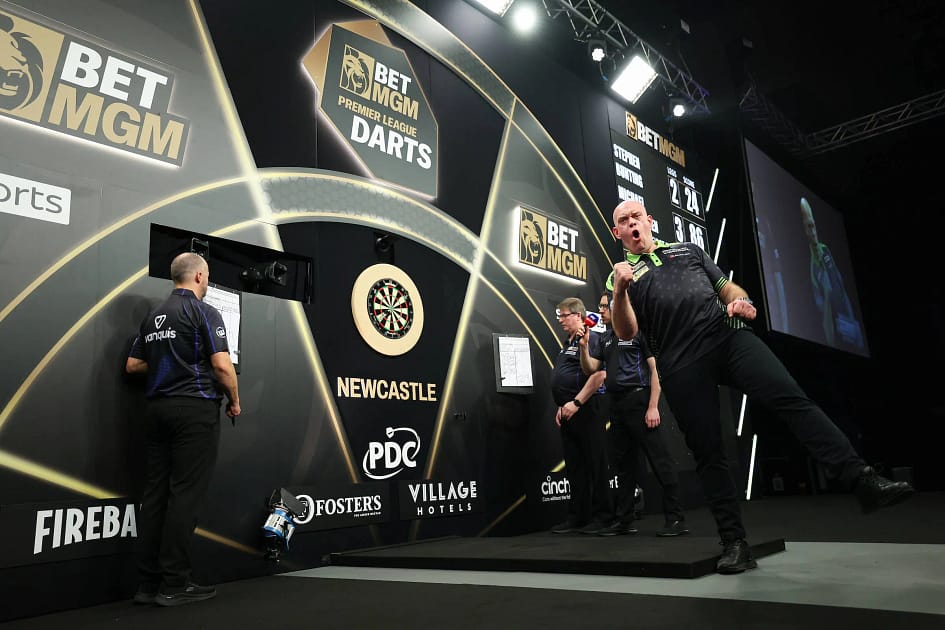 2026premierleaguenight1-vangerwen10-69859ecf43e77